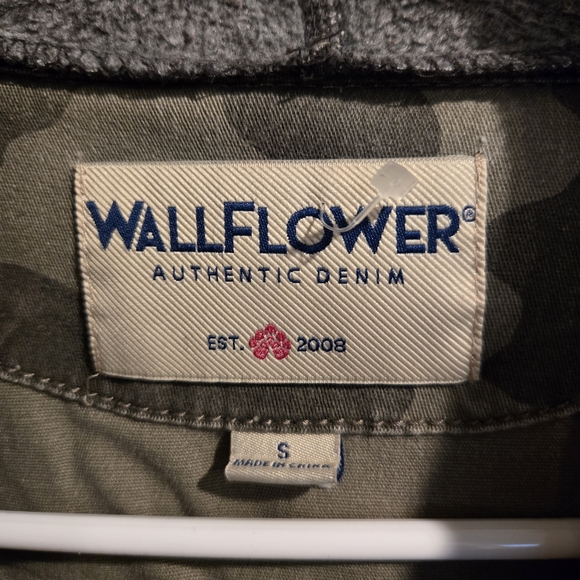Wallflower Camouflage and Dark Gray Jean Jacket - Picture 5 of 5
